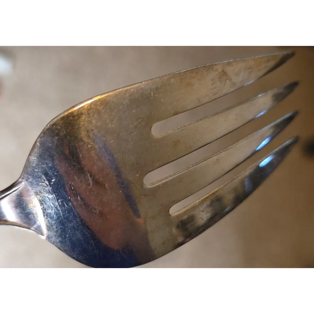 Vintage Wm. Rogers & Son Vintage Serving Meat Salad Fork - 8.5